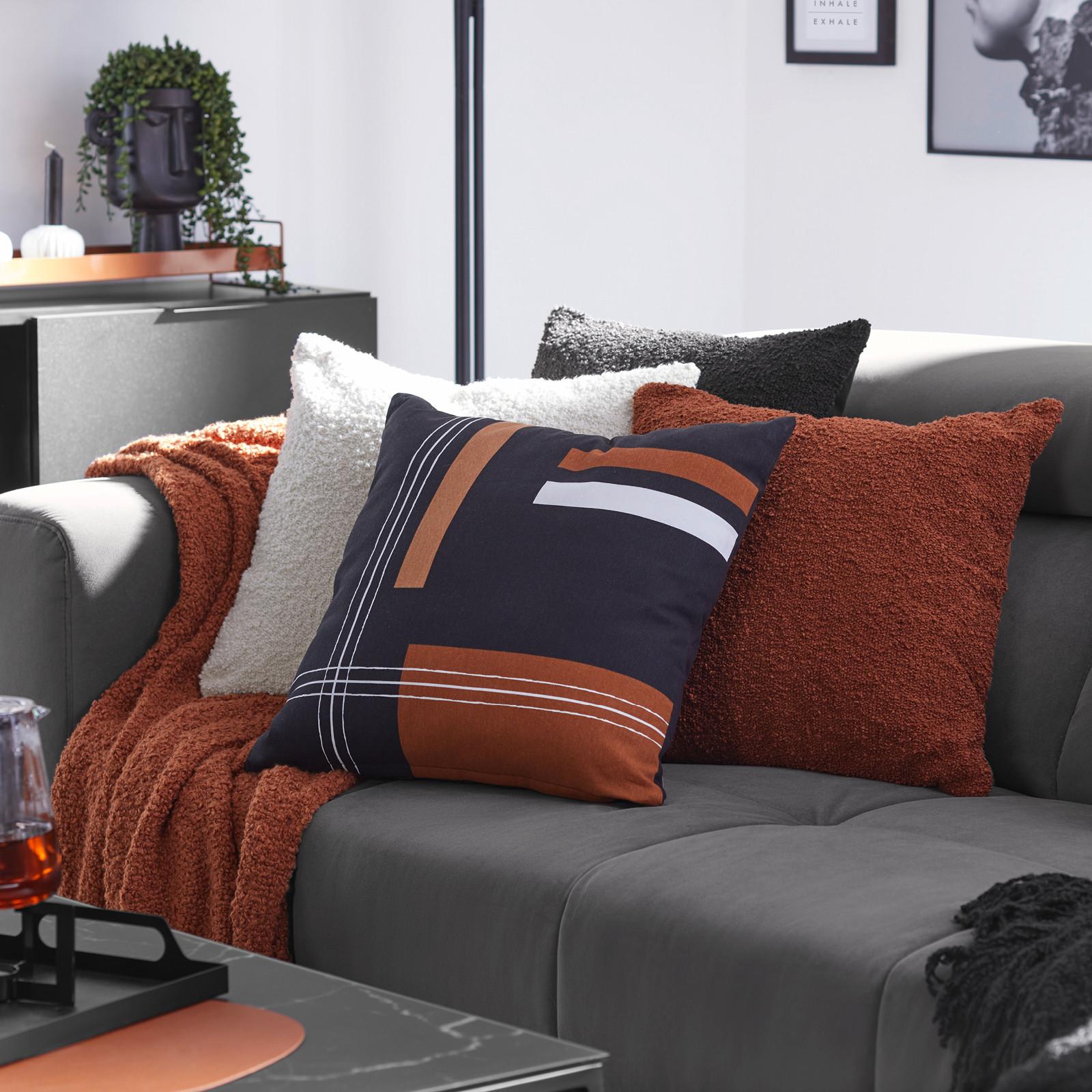 dekoračné vankúše do obývačky v jesenných farbách