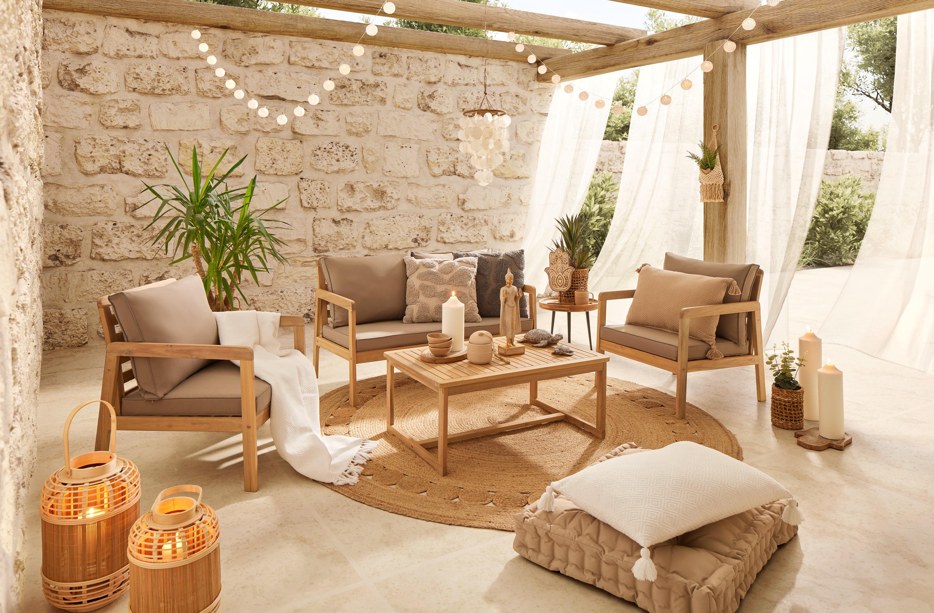 dřevěná zahradní souprava a doplňky v boho stylu