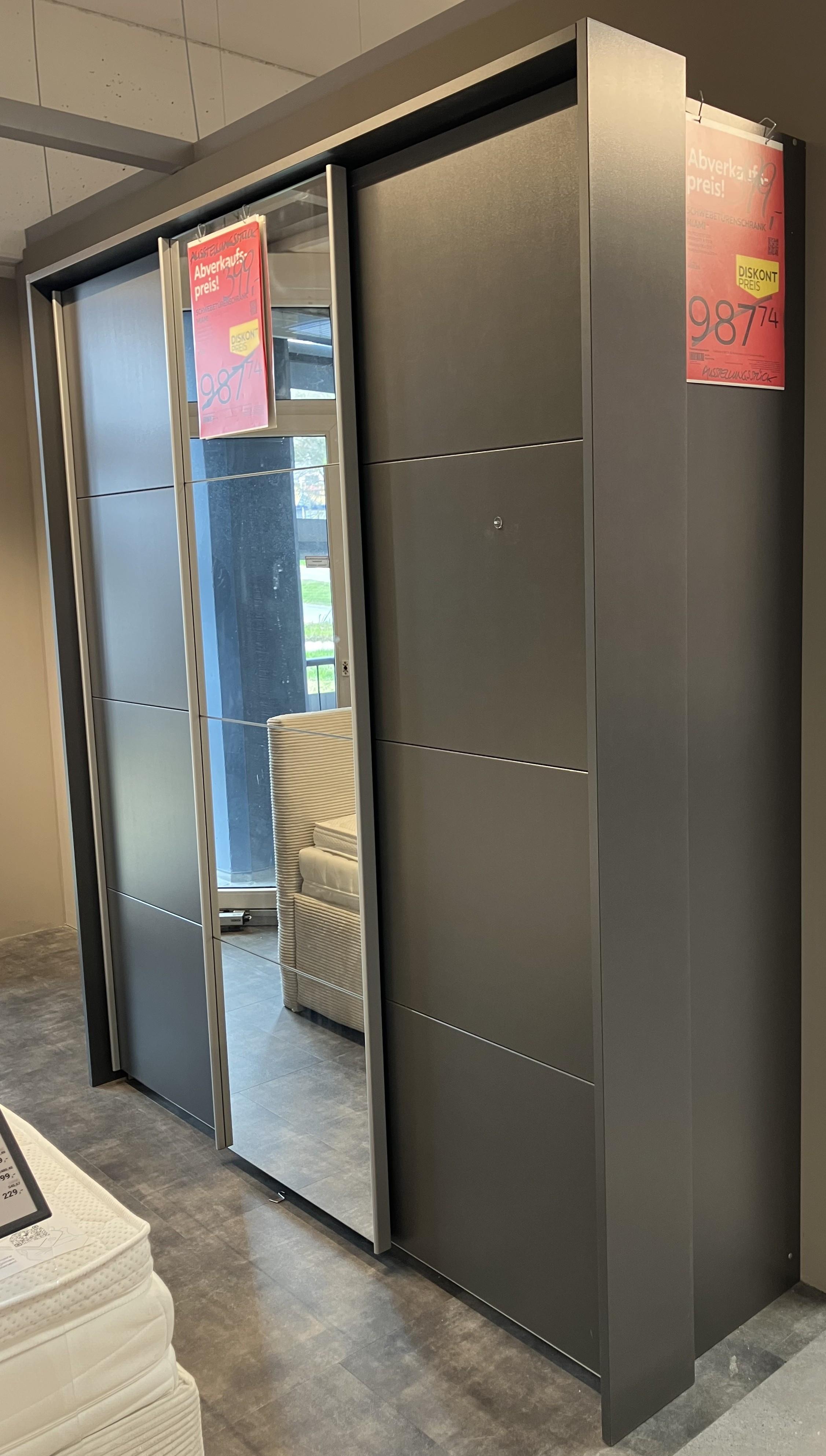 Ausstellungsstück Schwebetürenschrank Miami