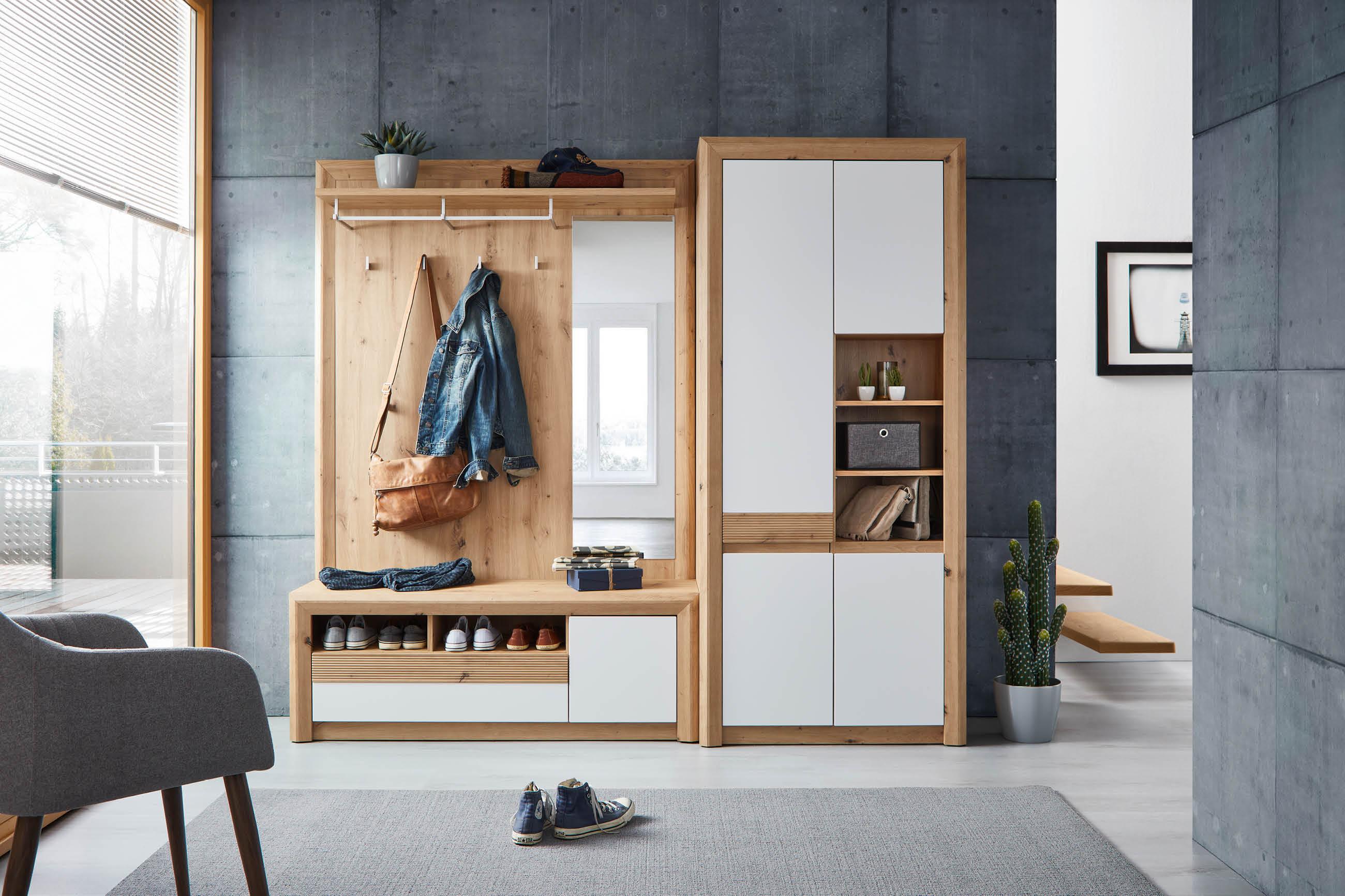 günstige Garderobe aus Holz kaufen
