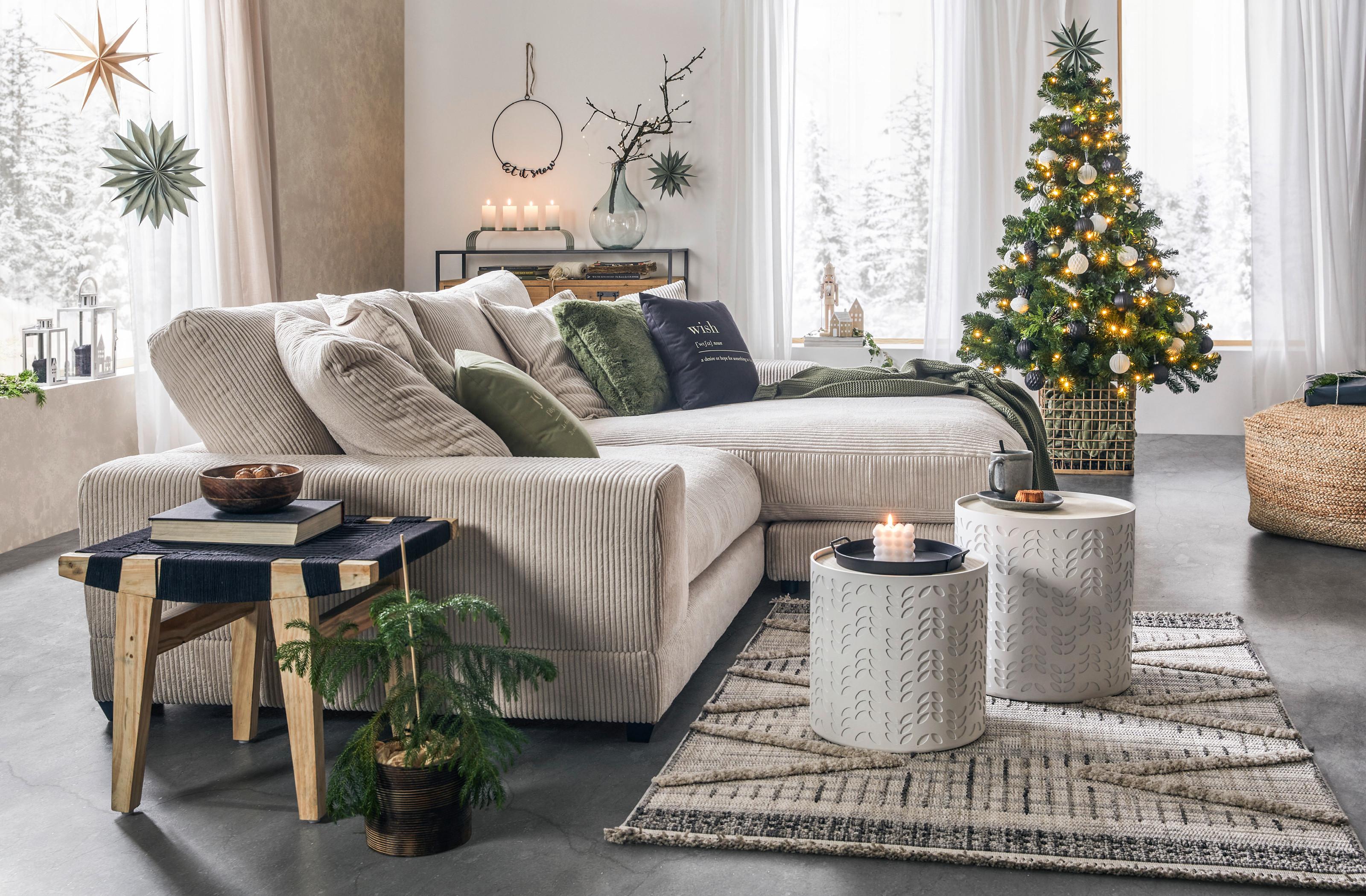 obývačka na Vianoce podľa kolekcie Holly Wreath