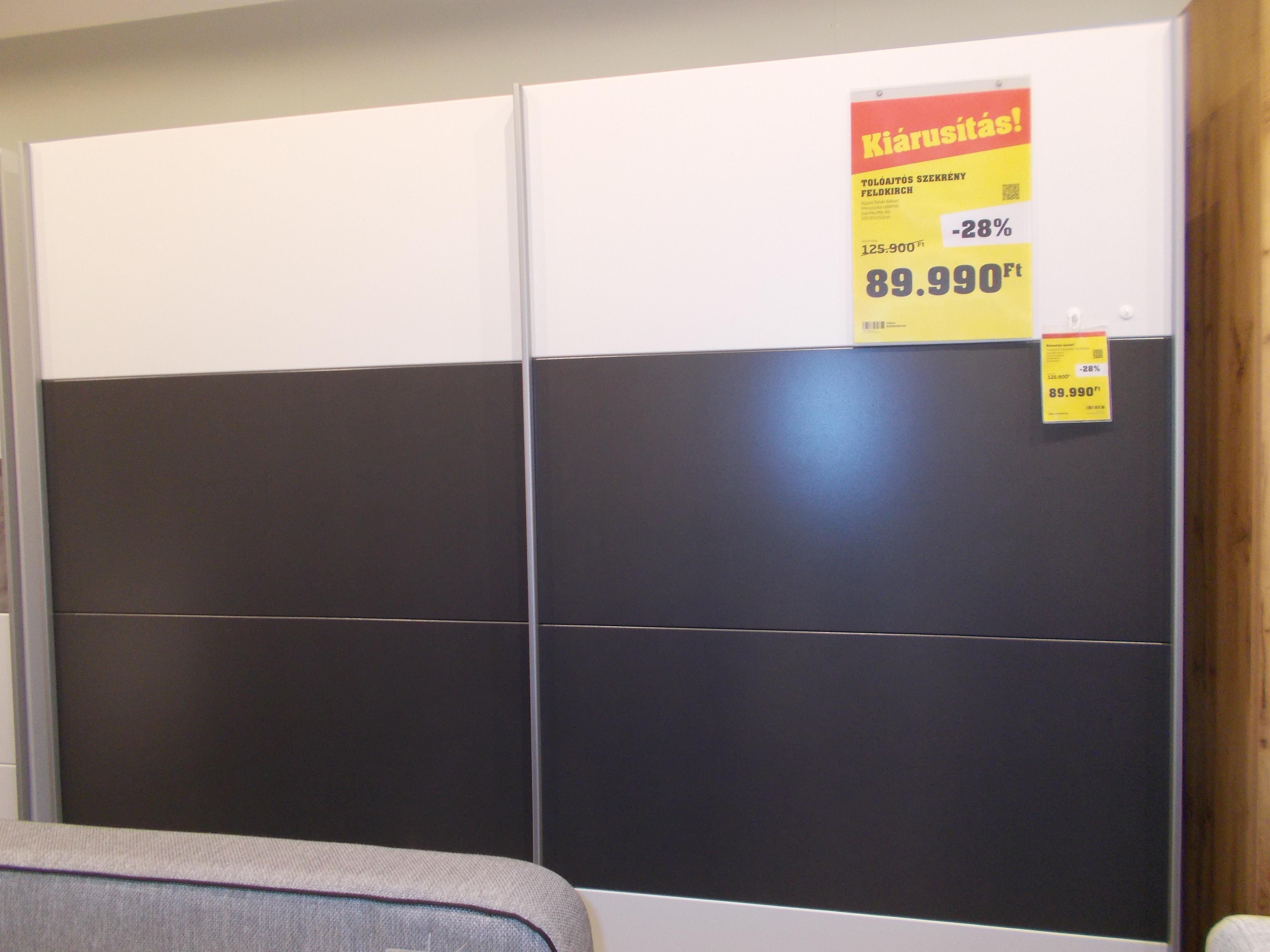 TOLÓAJTÓS SZEKRÉNY FELDKIRCH