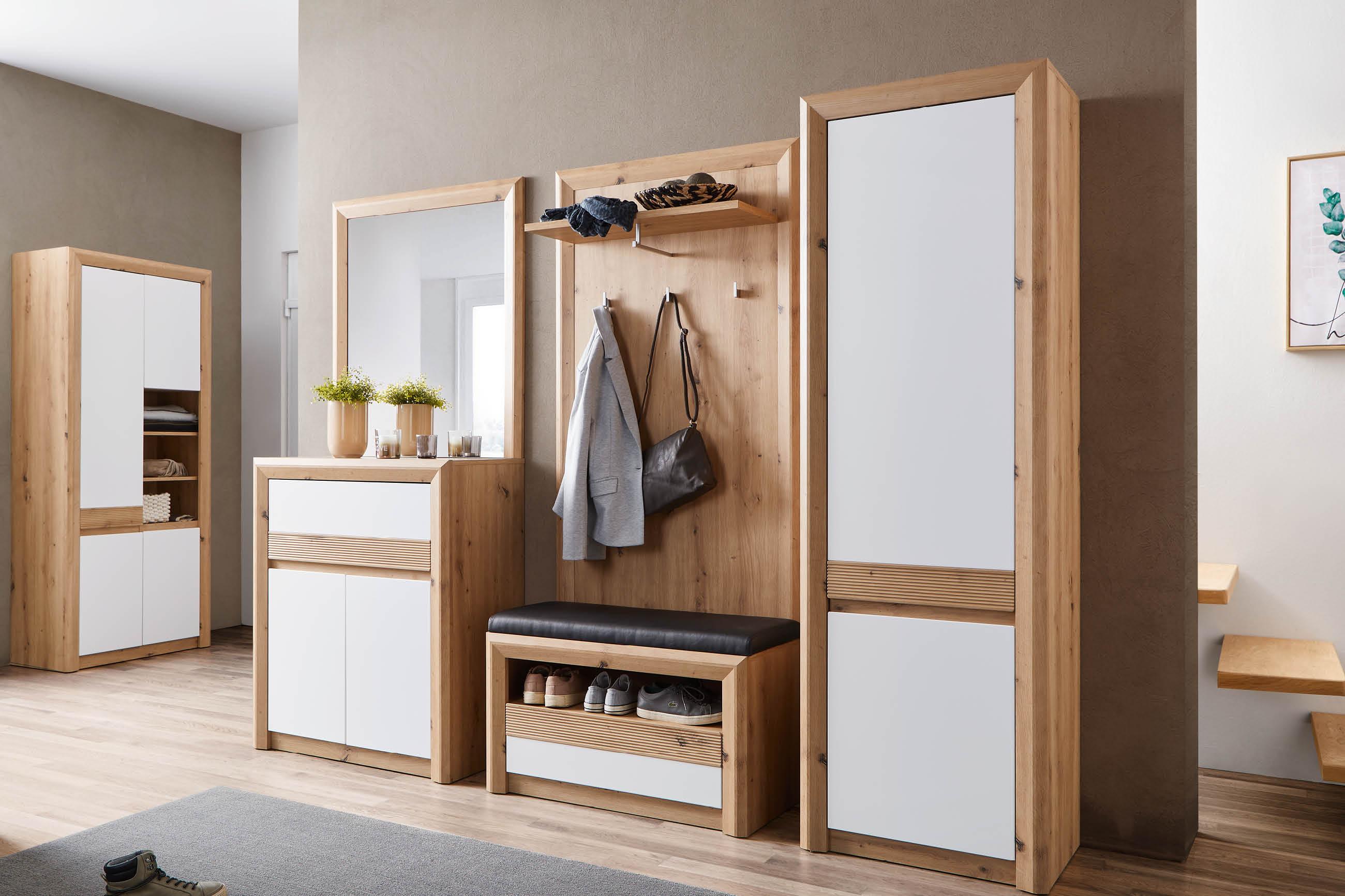 günstige Garderobenpaneele aus Holz