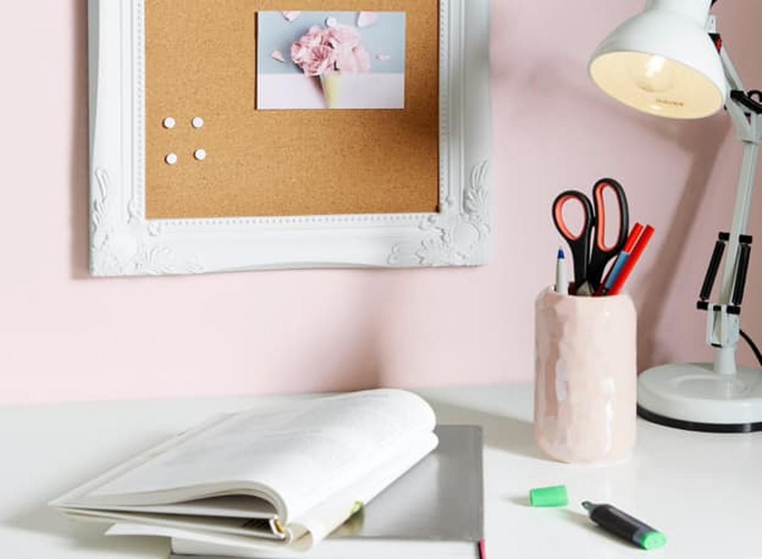 Ordnung im Homeoffice möbelix