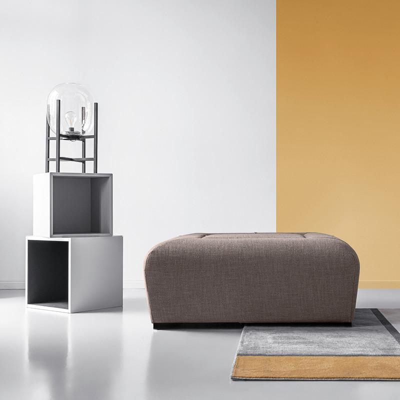 taburetka s úložným priestorom