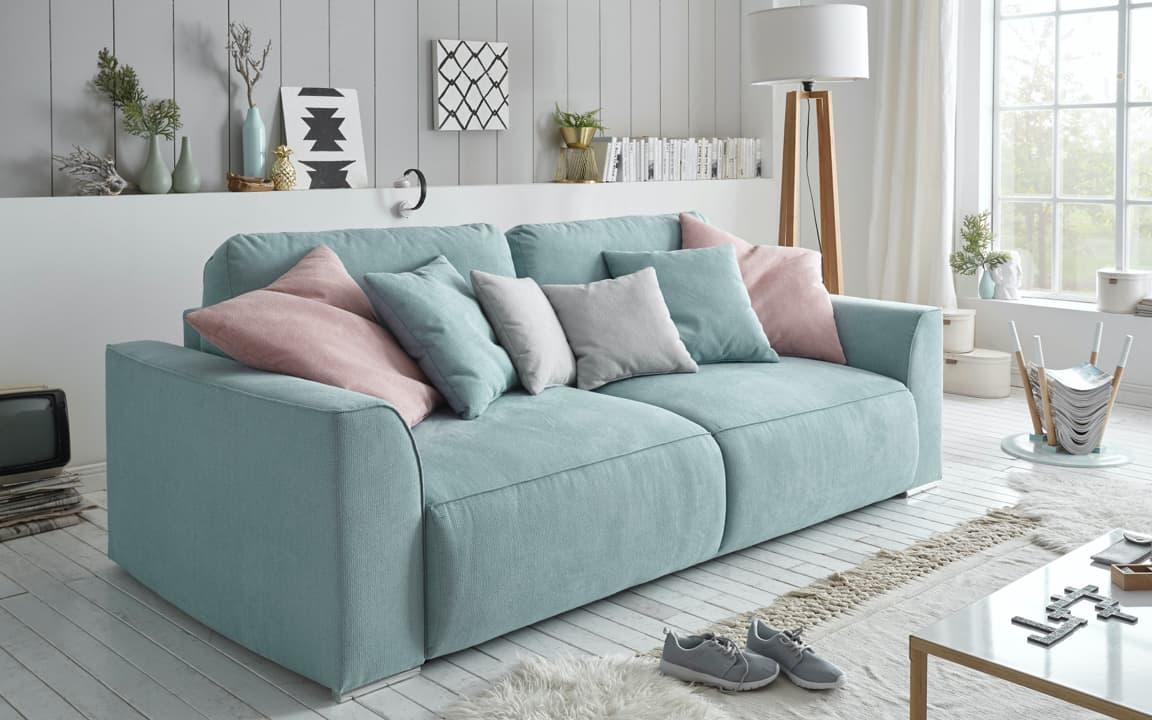 Sofa und Polster in Pastellfarben