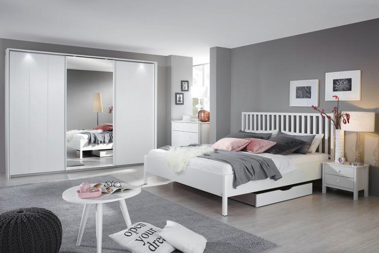 Unsere Schlafzimmer-Serien möbelix