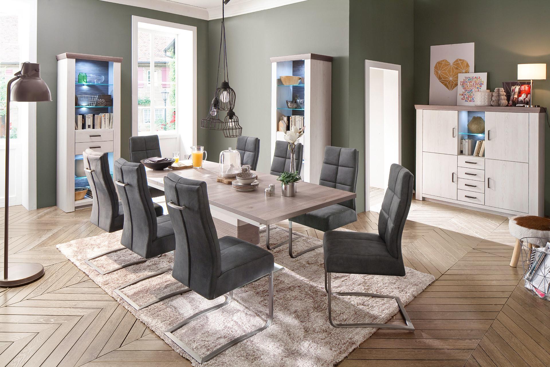Esstisch mit Regal und Highboard