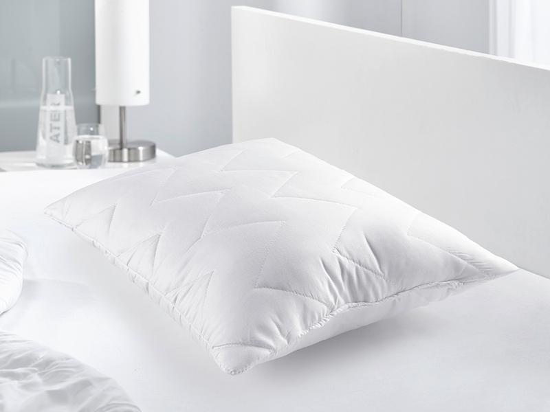 vankúše so syntetickou výplňou