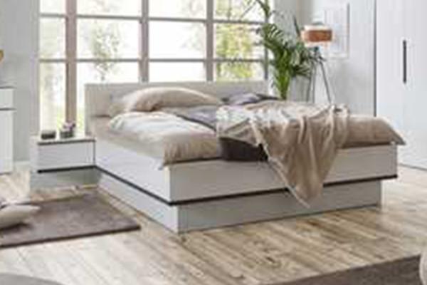 Lucca_Schlafzimmerserien