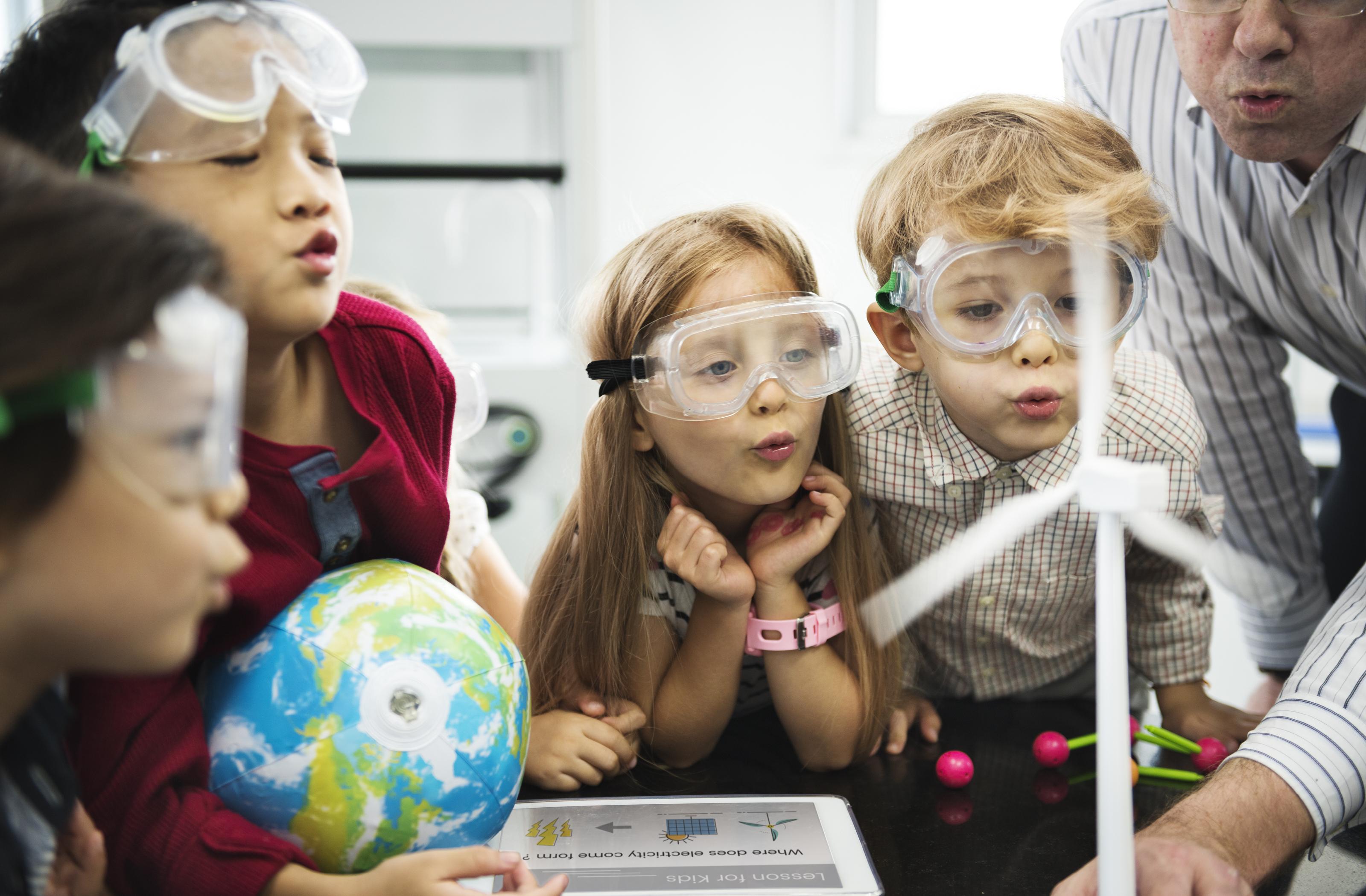 motivácia detí k učeniu zábavnou formou, malé laboratórium