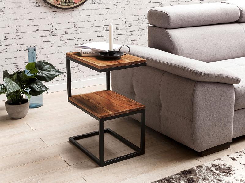 odkládací a příruční stolky