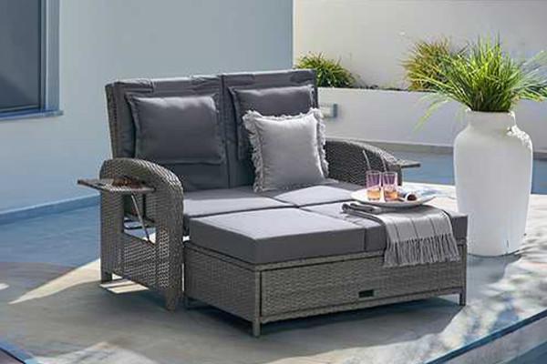 Outdoor-Sofas