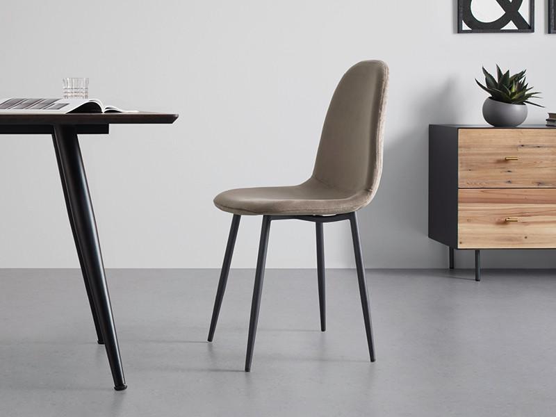 hnedá jedálenská stolička