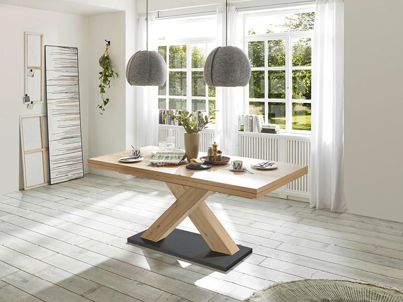 rozkladací stôl do jedálne