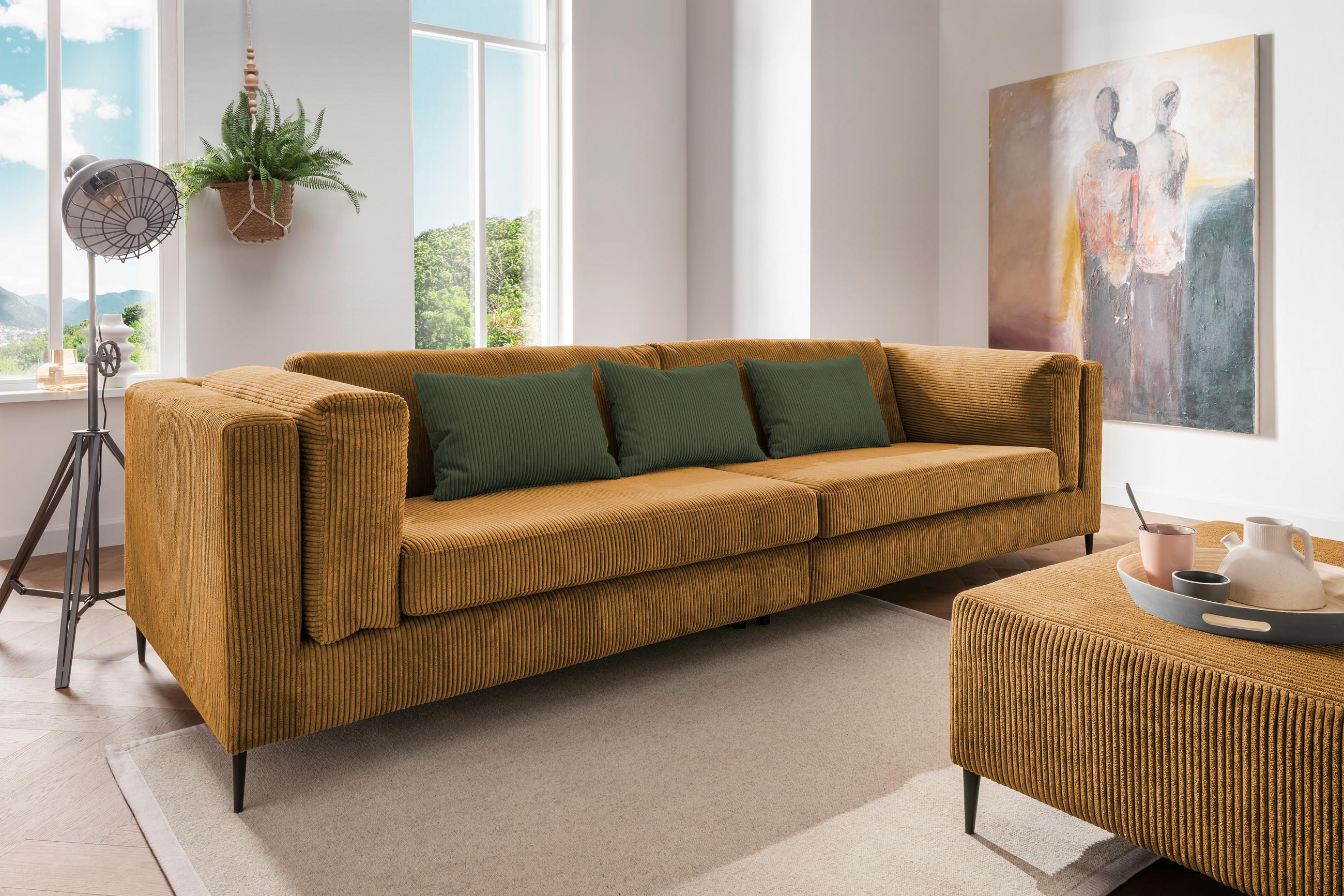 Goldfarbenes Viersitzer-Sofa aus Cord