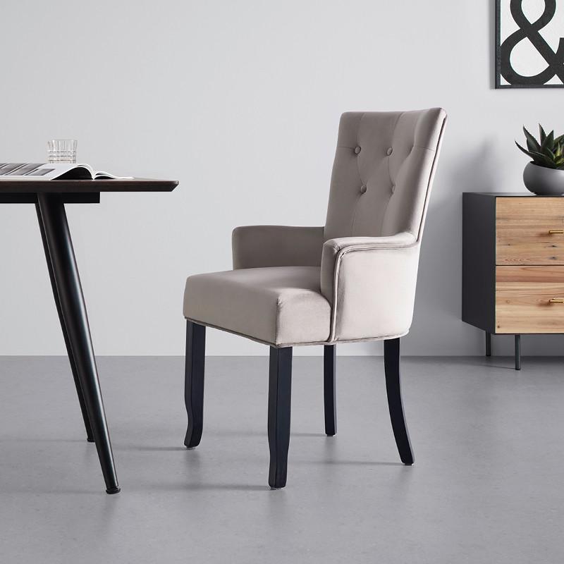 čalúnené stoličky