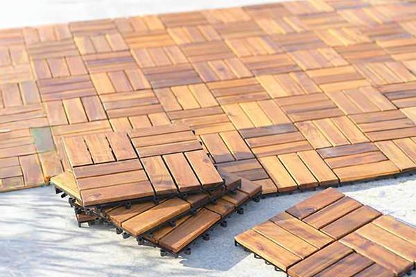 Terrassen- & Balkonböden