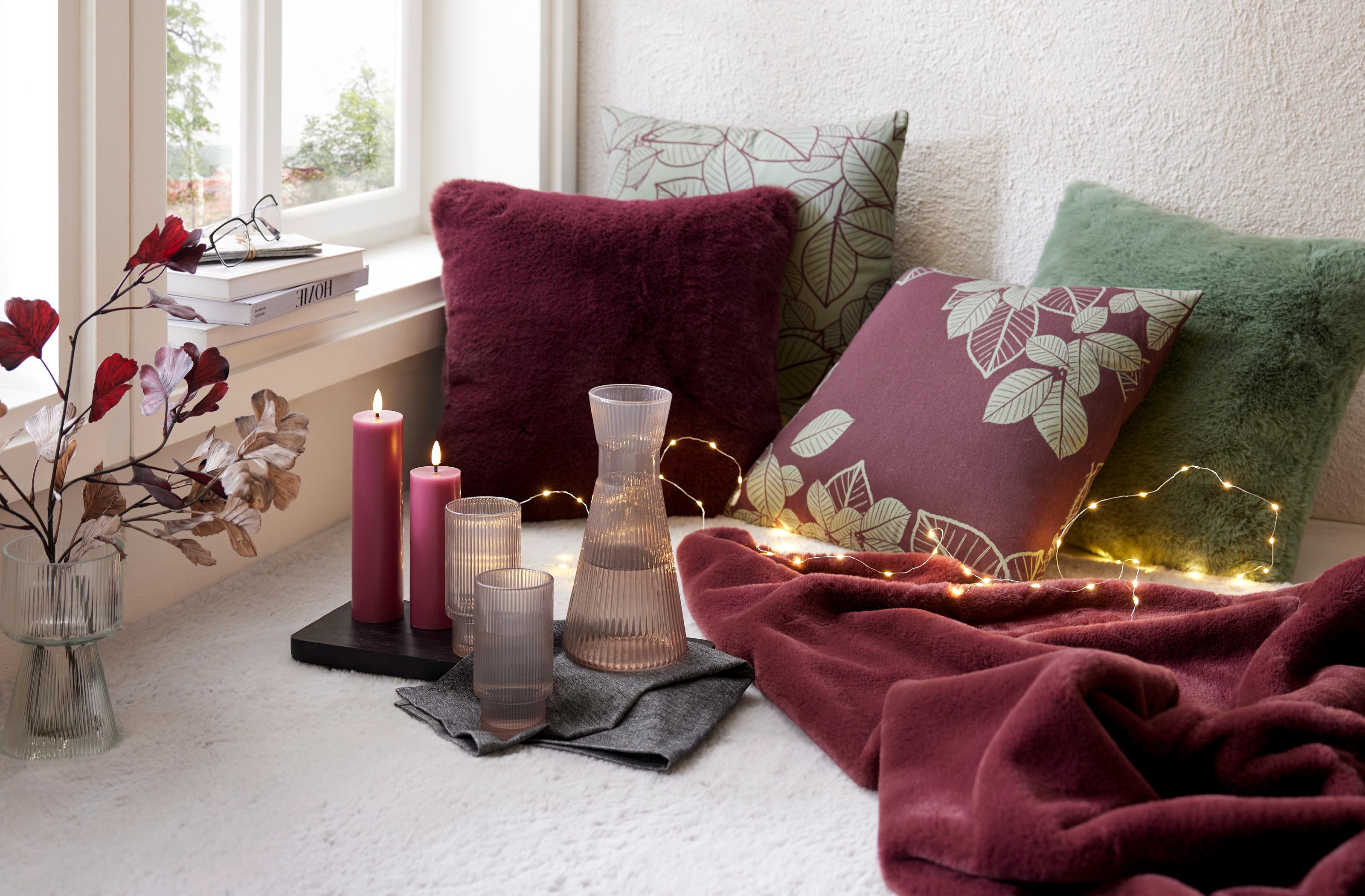 Kolekcia moody winter vankúše a svetielka