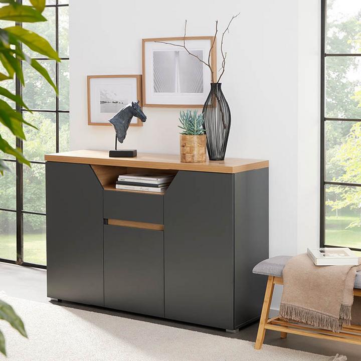 moderná komoda v dekore atracitová / dub