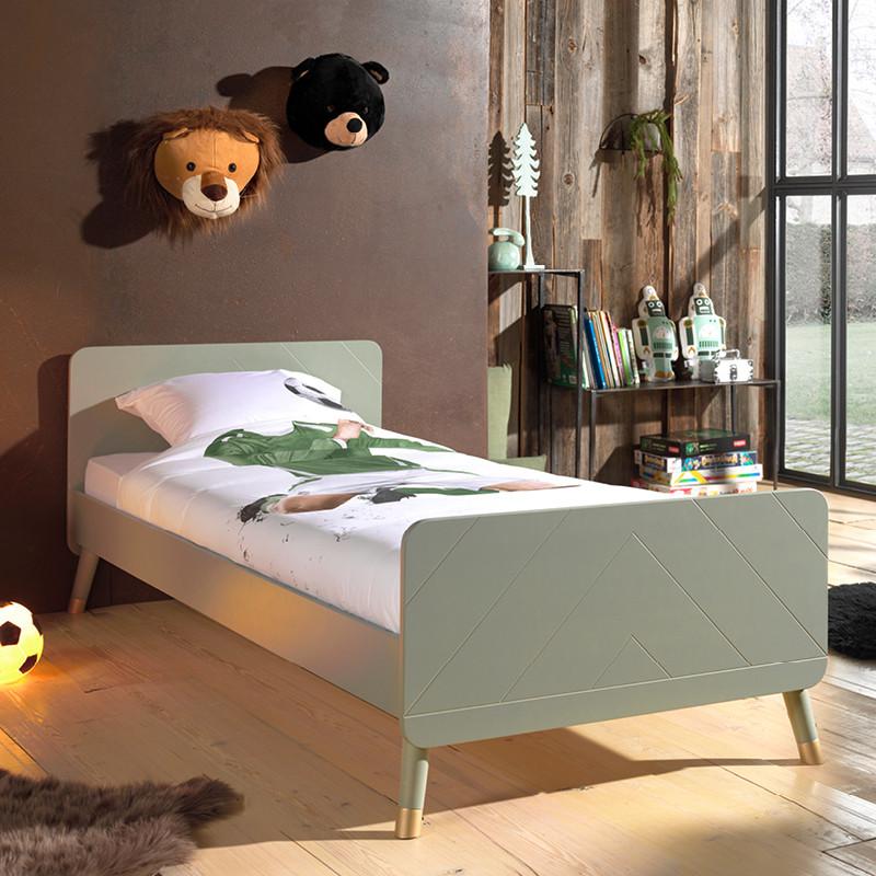 zelená posteľ s rozmerom 90 x 200 cm