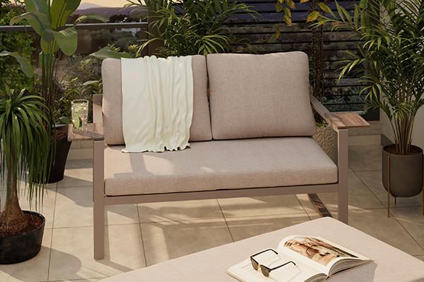 outdoor-sofas