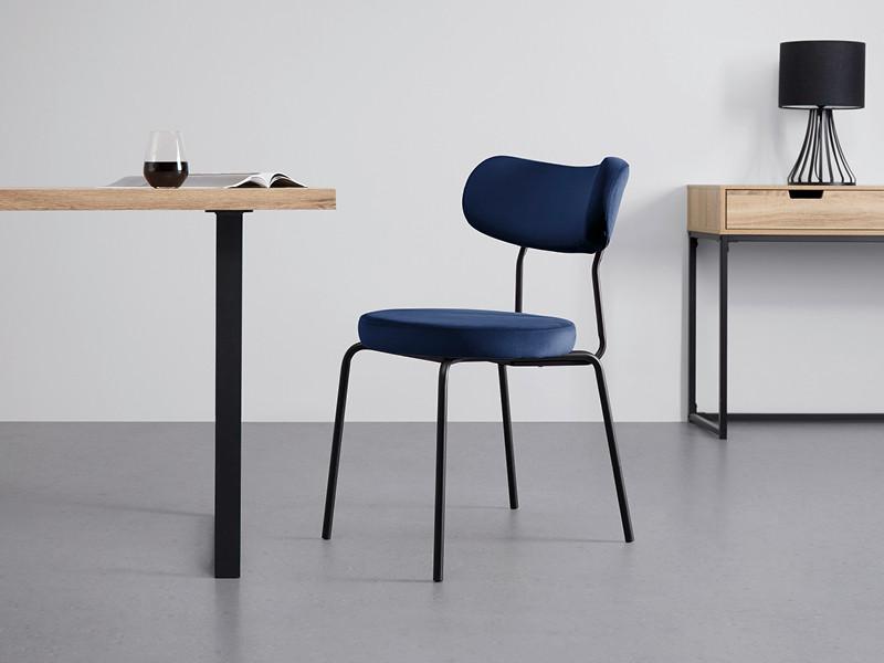 modrá jedálenská stolička