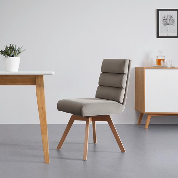 čalúnená jedálenská stolička