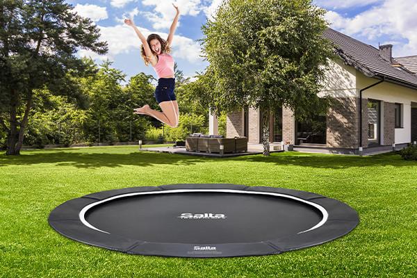 Trampoline