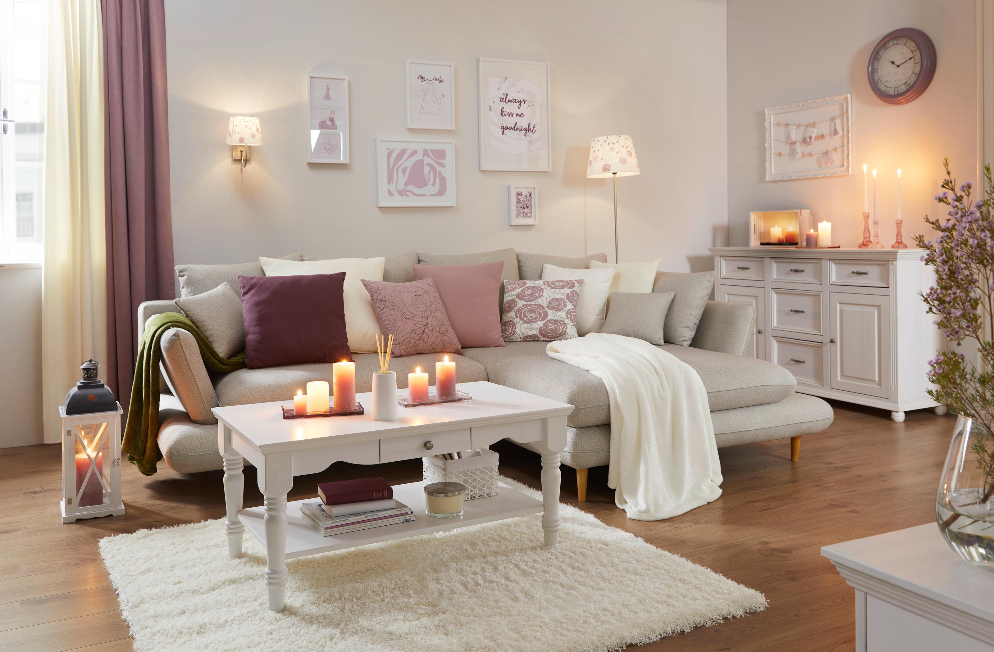 růžová barva v interiéru, obývací pokoj ve stylu Romantic Desire