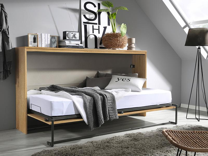 sklápěcí postele na stěnu