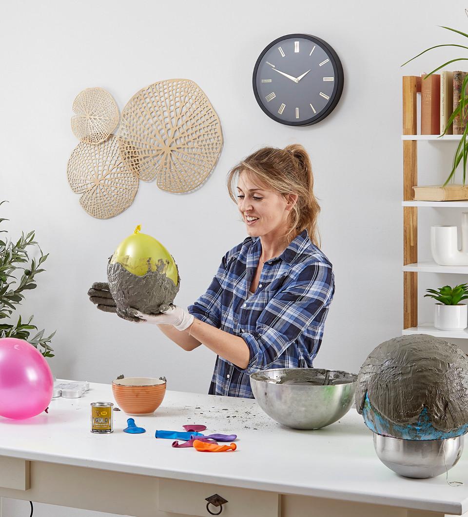 DIY dekoratívne záhradné osvetlenie z betónu, postup 6