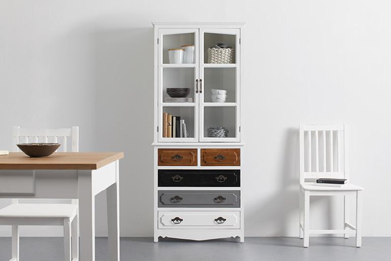 příborníky a kredence