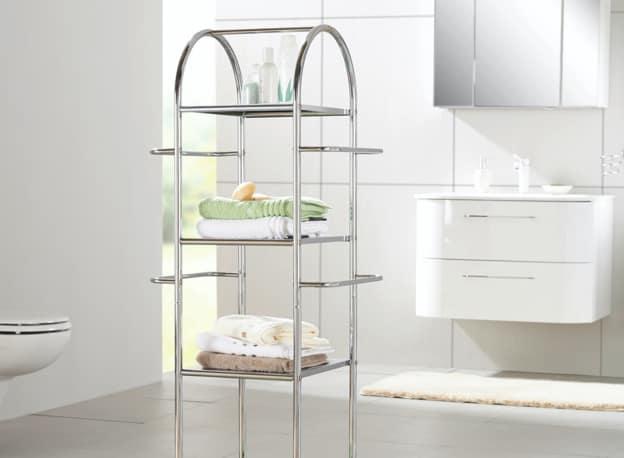 Regal aus Metallstangen