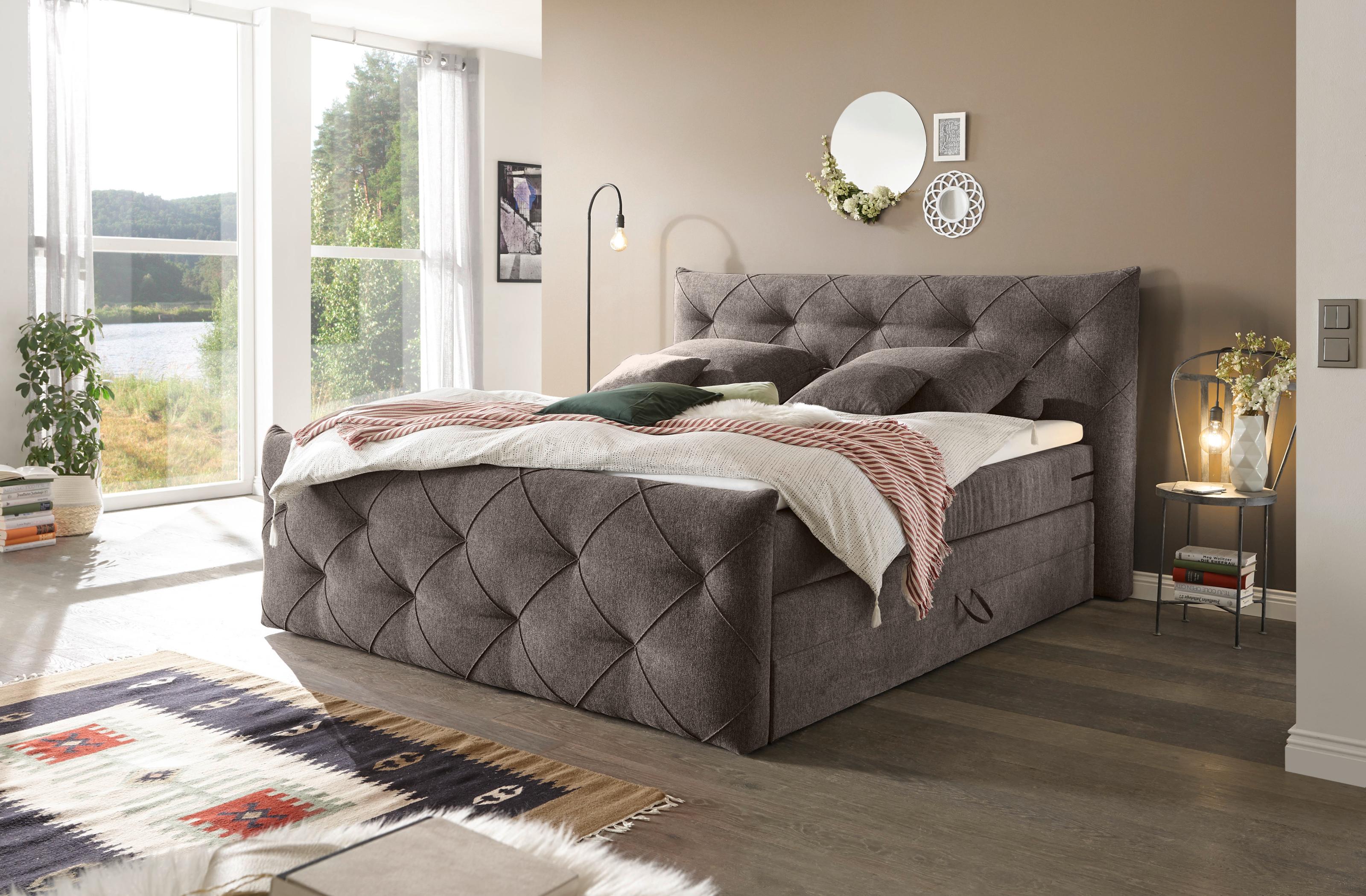 hnedá boxspring posteľ Tarragona s úložným priestorom