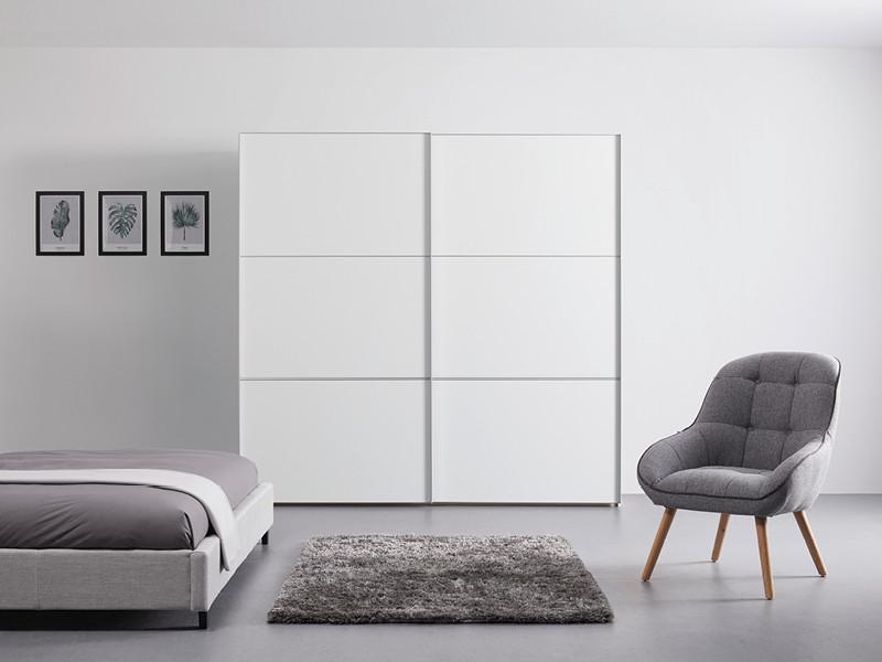 biela šatníková skriňa