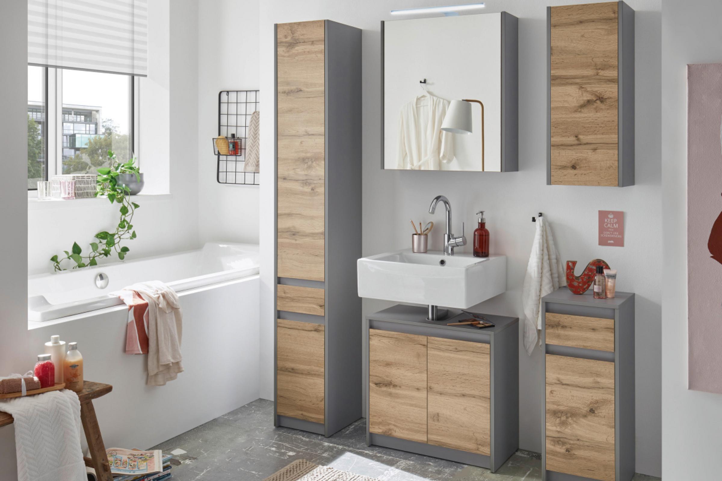 Unsere Badezimmer-Serien möbelix