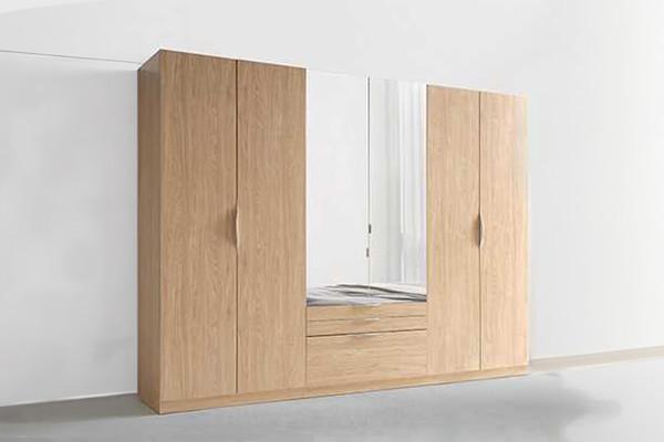 Drehtürenschrank Eiche