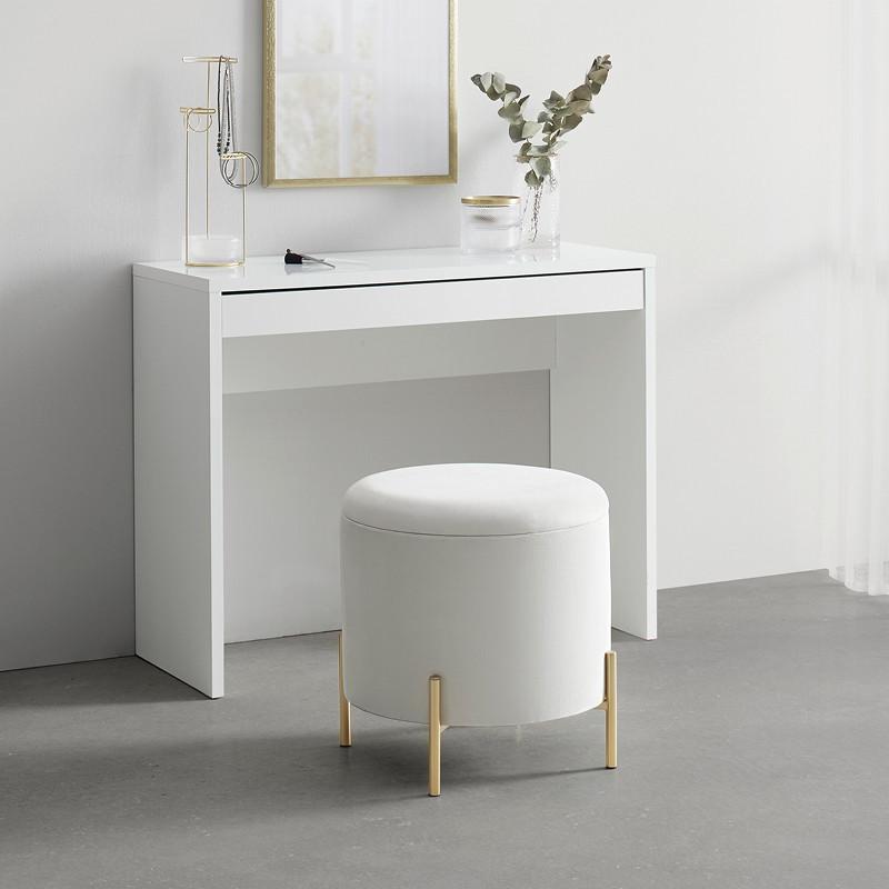 biela zamatová taburetka