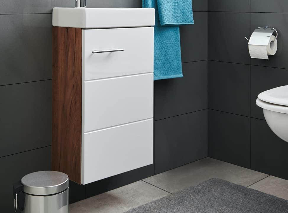 Hängekasten in Badezimmer