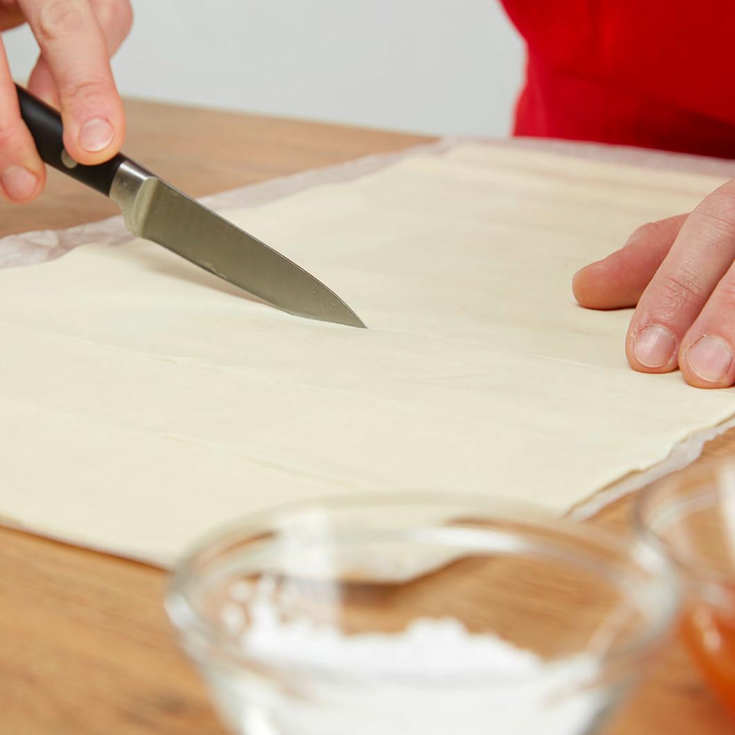 recept na jablečné růžičky z listového těsta, krok 3