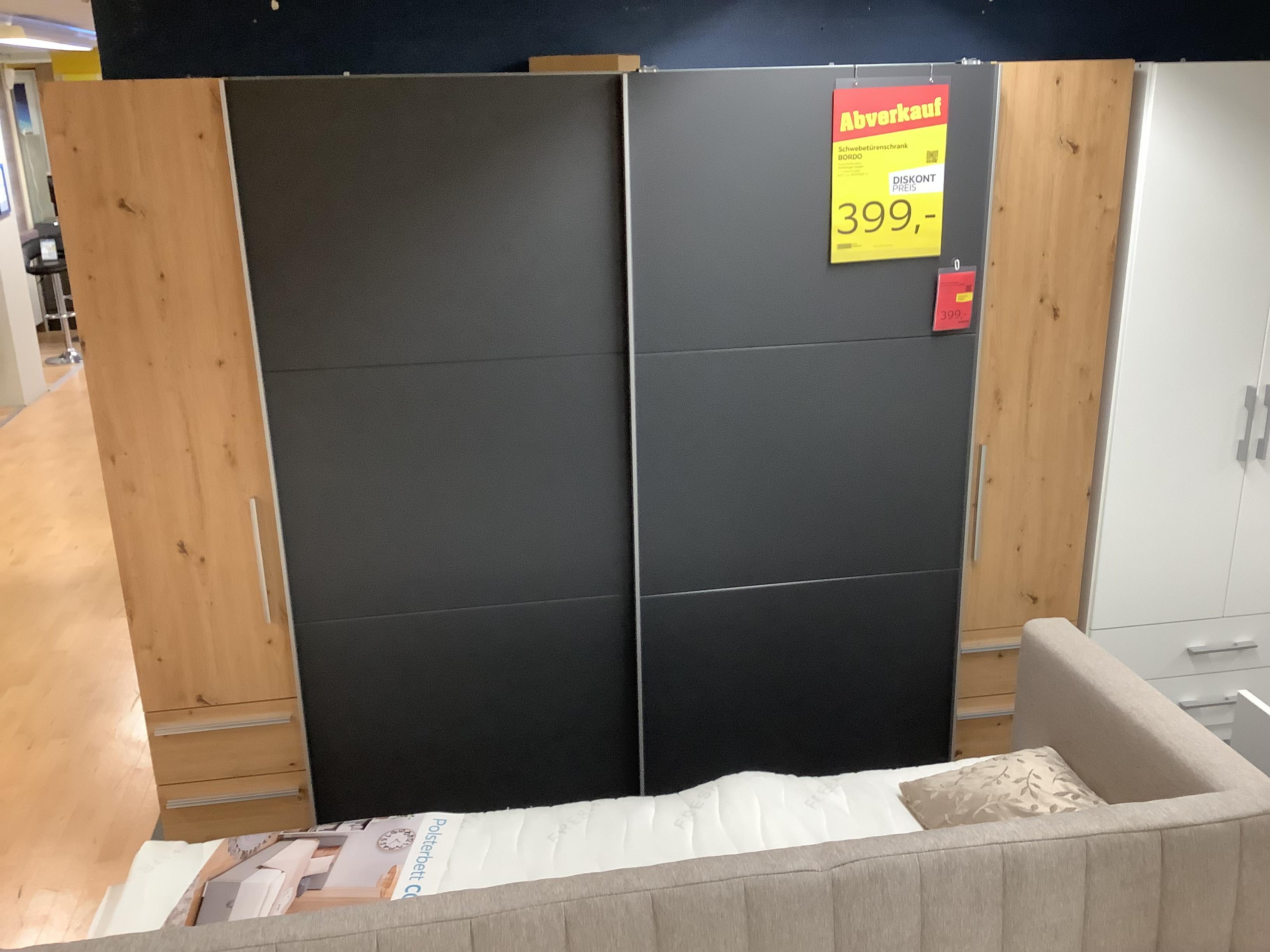 SchwebetÃ¼renschrank Bordo