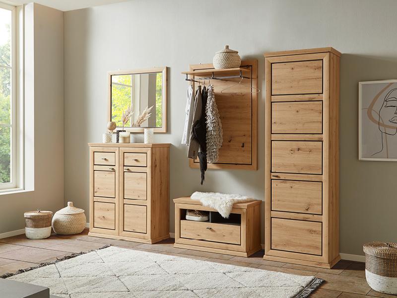 nábytok do šatne a predsiene