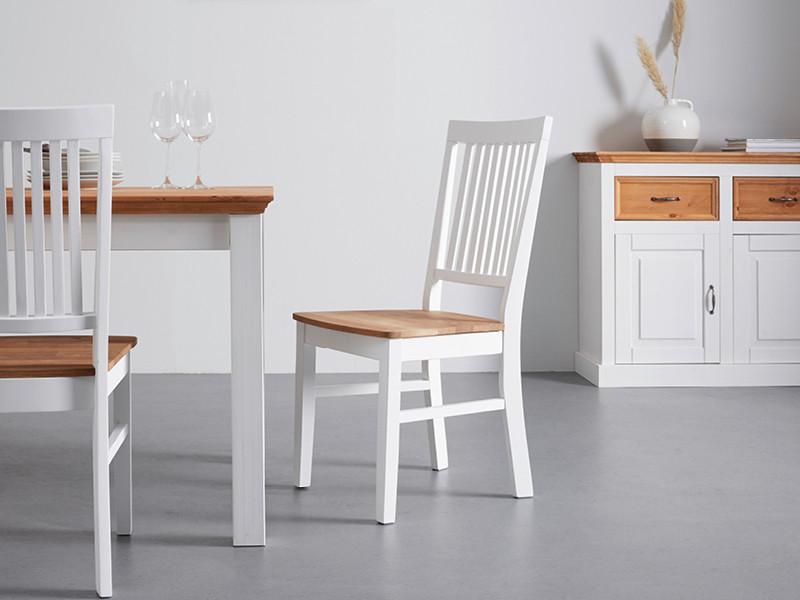 dřevěná jídelní židle