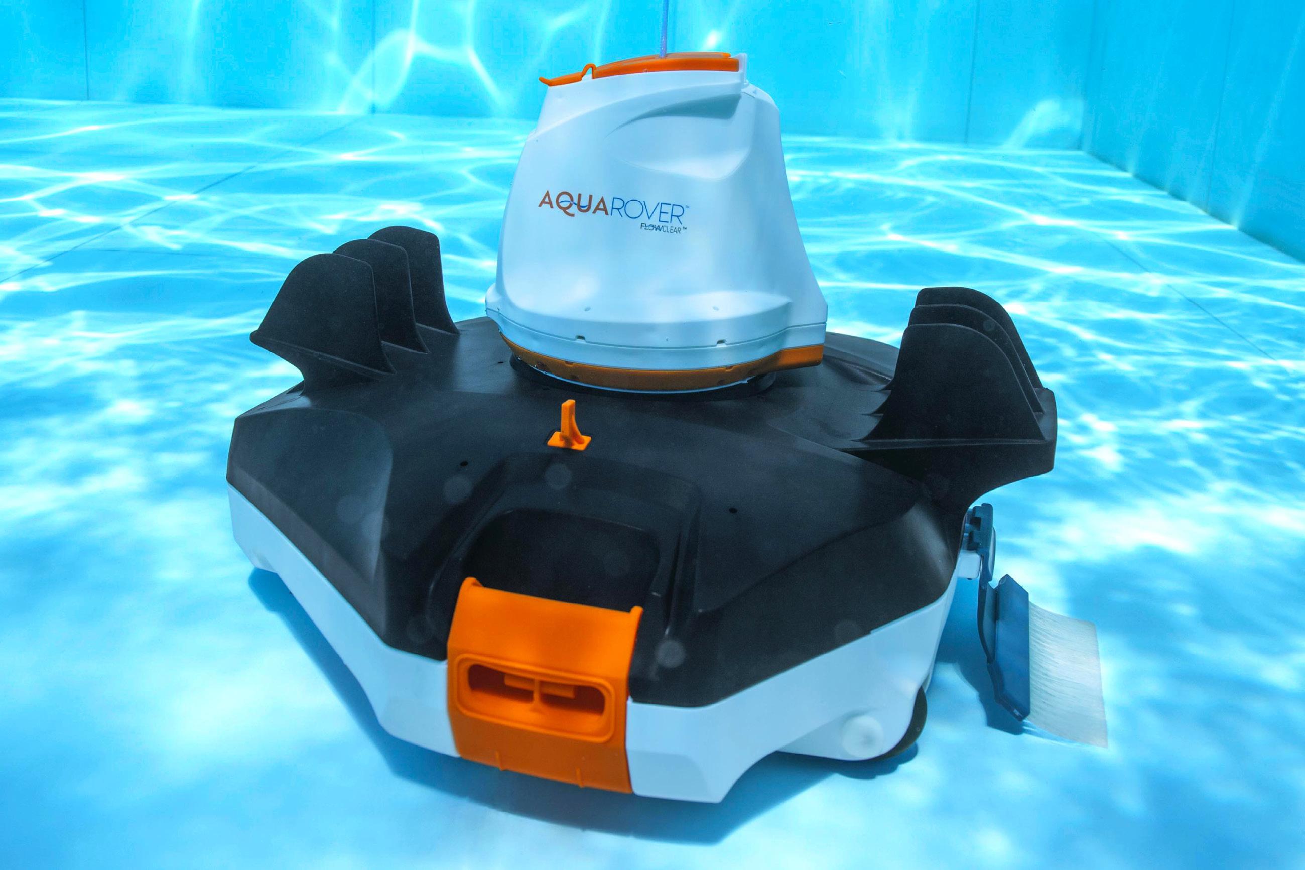 Poolroboter in Orange, Schwarz und Weiß