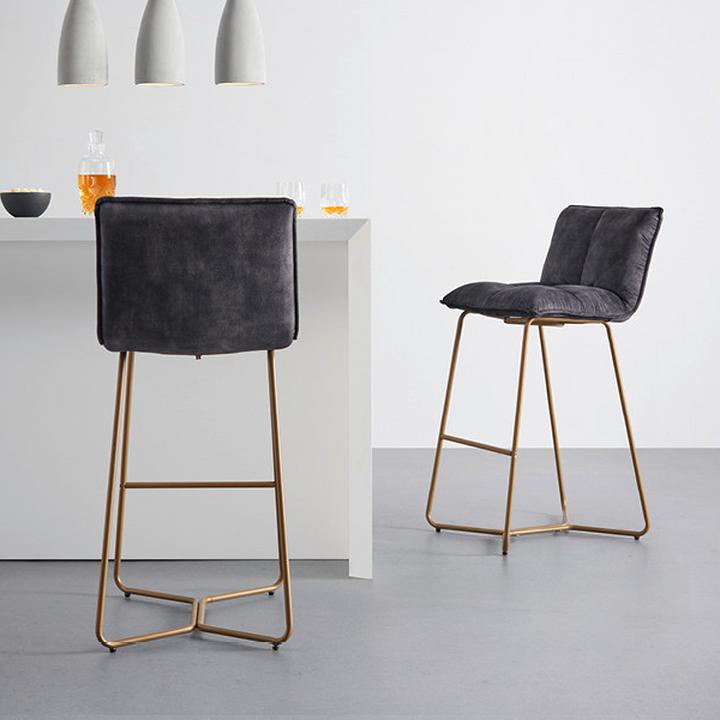 tmavě šedé barové židle