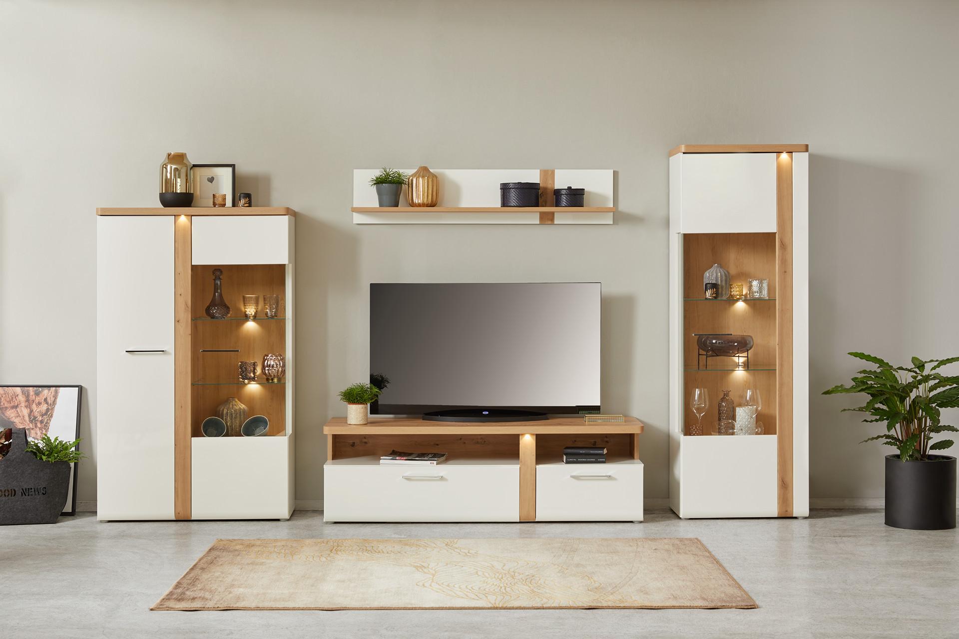 MX-AT-LP-Wohnzimmerserie_Jamino-Anik2.png