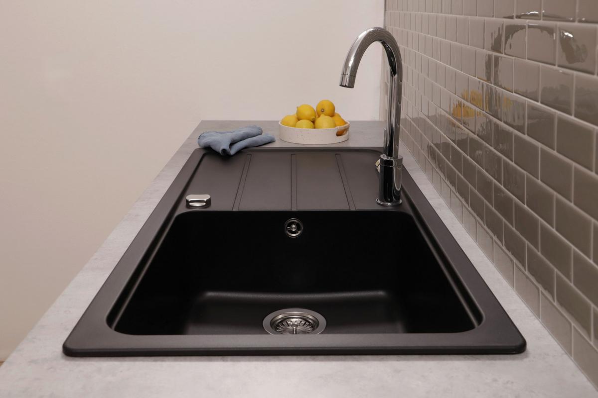 Spüle Austin Schwarz B: 100 cm - Schwarz, Design, Stein (100/20/50cm) - Respekta