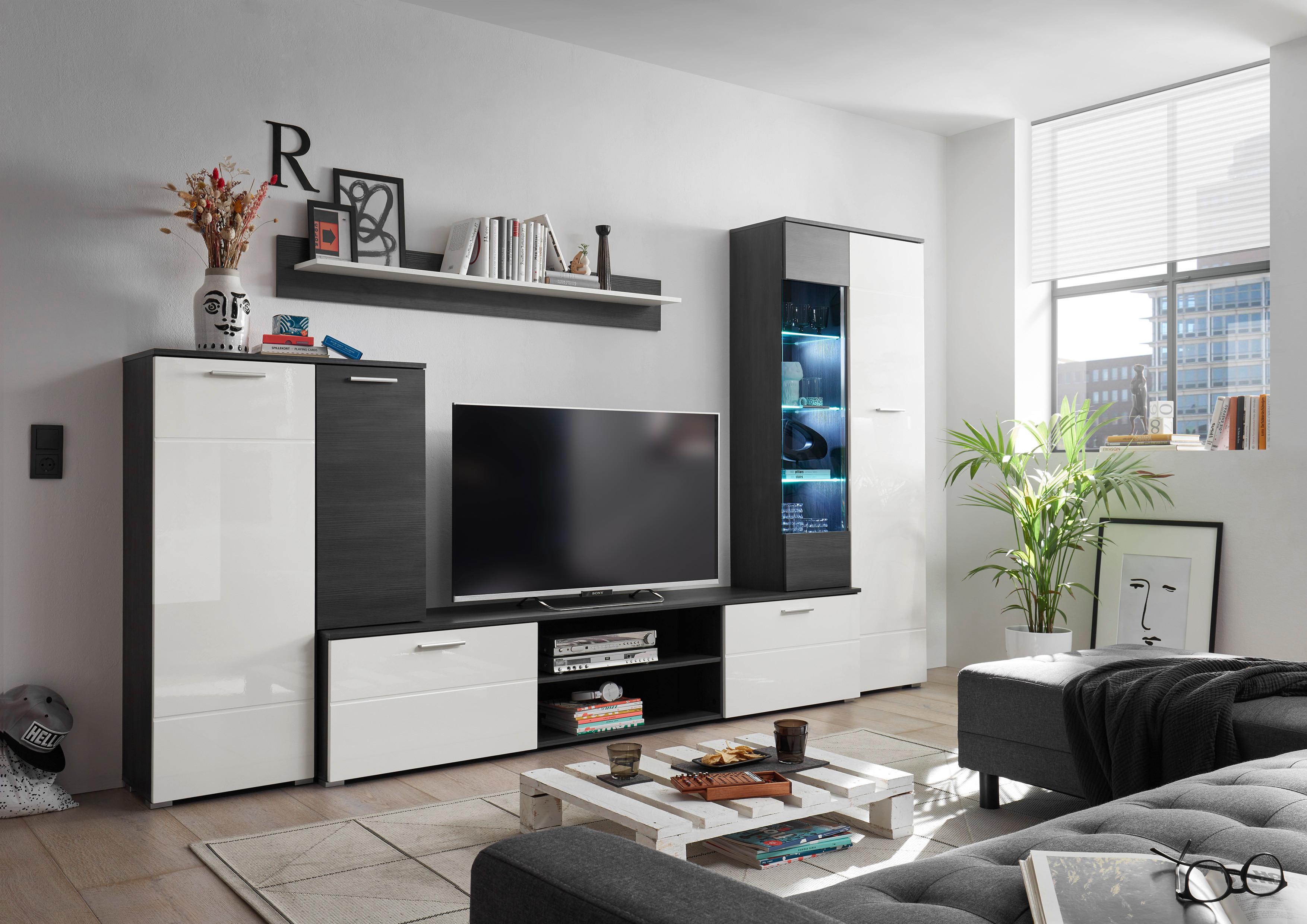 Wohnwand mit LED-Beleuchtung