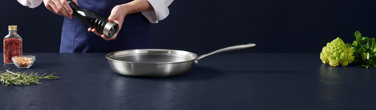 Pánev na smažení P/V: 28/5 CM - barvy nerez oceli, Moderní, kov (28/5cm) - Gourmesto